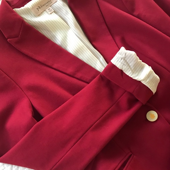 Adorable Barely worn brick red blazer - Picture 2 of 7